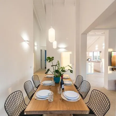Beautiful Ibiza Style 5 Bedroom 5 Bathroom In Private Pool Ac * Ferragudo (Faro)