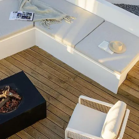 Beautiful Ibiza Style 5 Bedroom 5 Bathroom In Private Pool Ac Гостевой дом Феррагуду