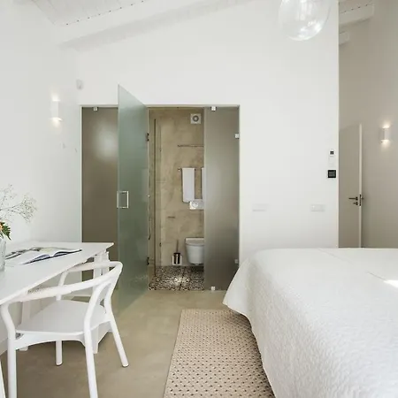 Гостевой дом Beautiful Ibiza Style 5 Bedroom 5 Bathroom In Private Pool Ac