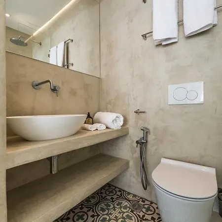 Beautiful Ibiza Style 5 Bedroom 5 Bathroom In Private Pool Ac